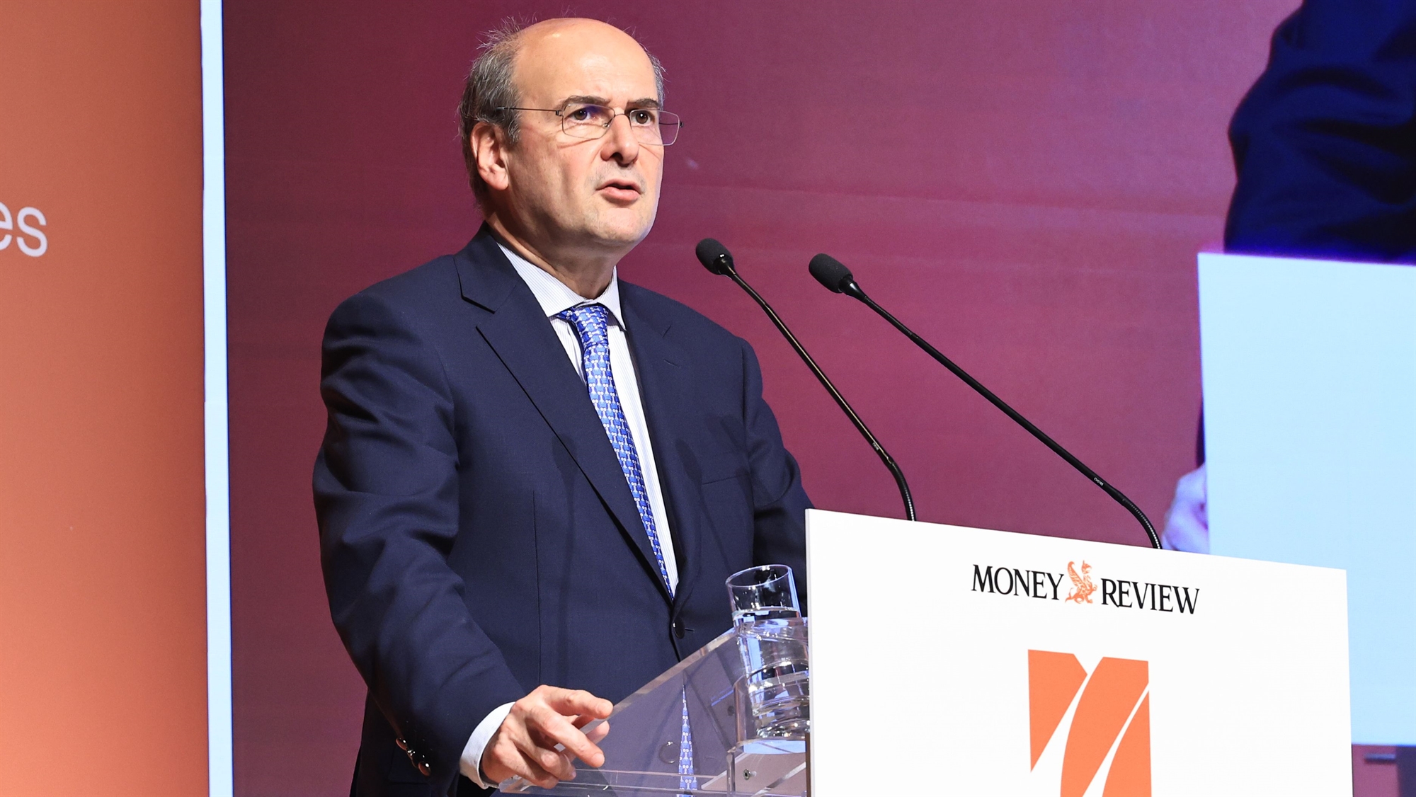 Συνέδριο moneyreview.gr: Μοχλός ανάπτυξης εξαγορές, συγχωνεύσεις-1