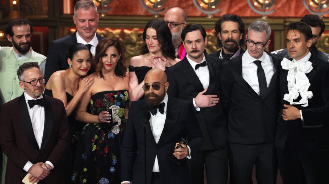 νικητής-στα-tony-το-stereophonic-της-faliro-house-563084587