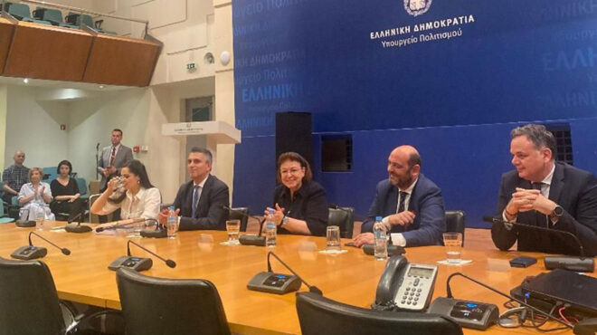 φωτήλας-τα-στοιχήματα-είναι-πολλά-στο-563079793