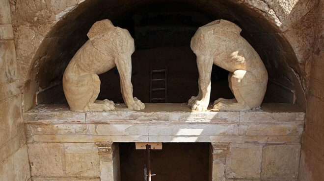 αμφίπολη-οι-σφίγγες-του-τύμβου-ξαναβά-563096368