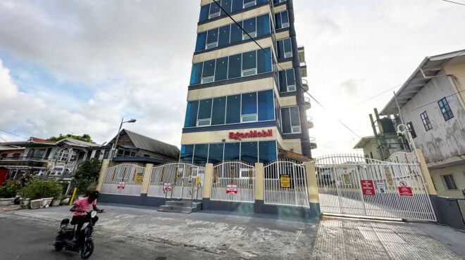 μαζικός-επαναπατρισμός-μεταναστών-σ-563102626