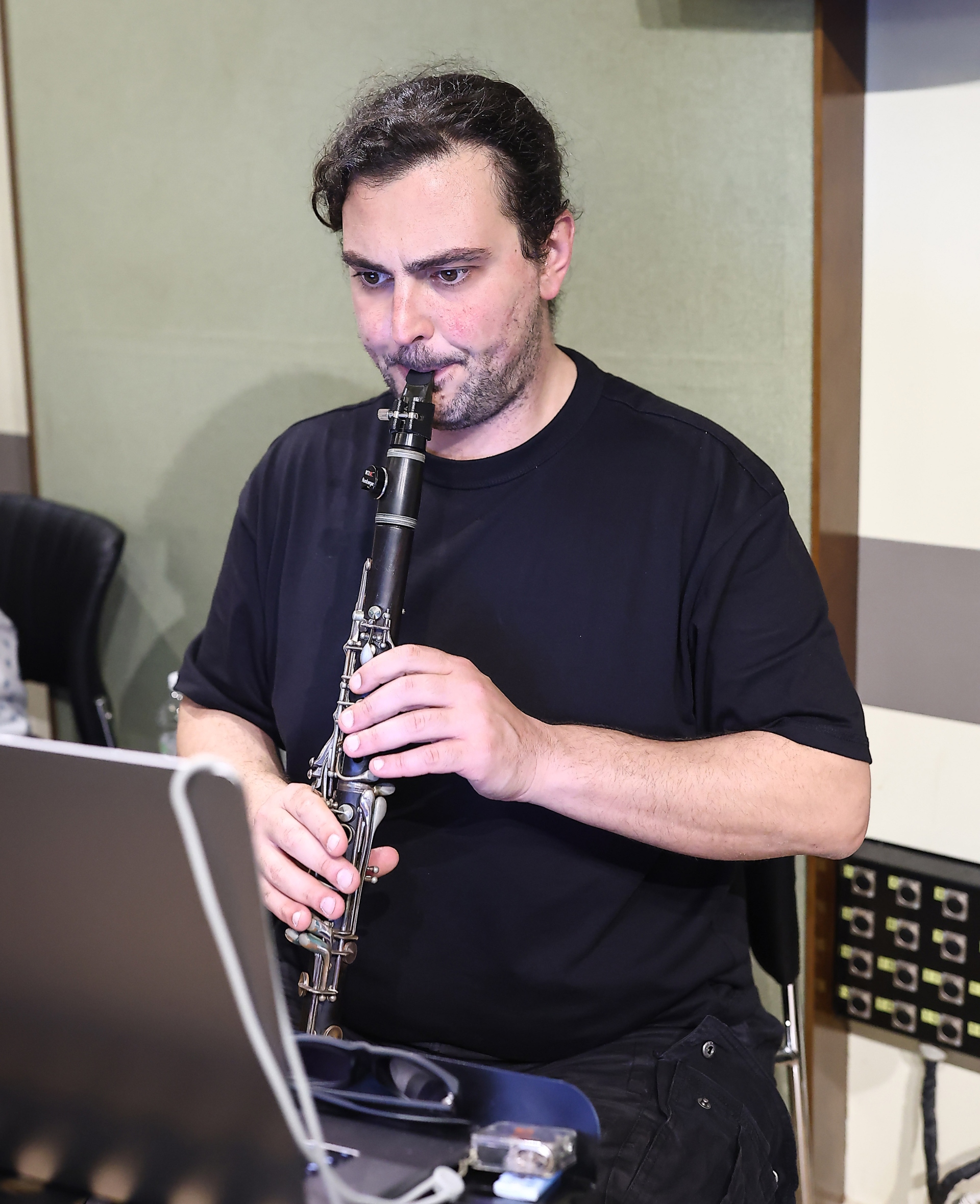 Τι κάνει το Μουσικό Κουτί στην Ταράτσα του Φοίβου;-3