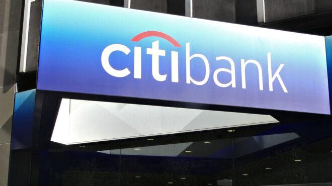 στα-ελληνικά-ομόλογα-ποντάρει-η-αμε-563055730