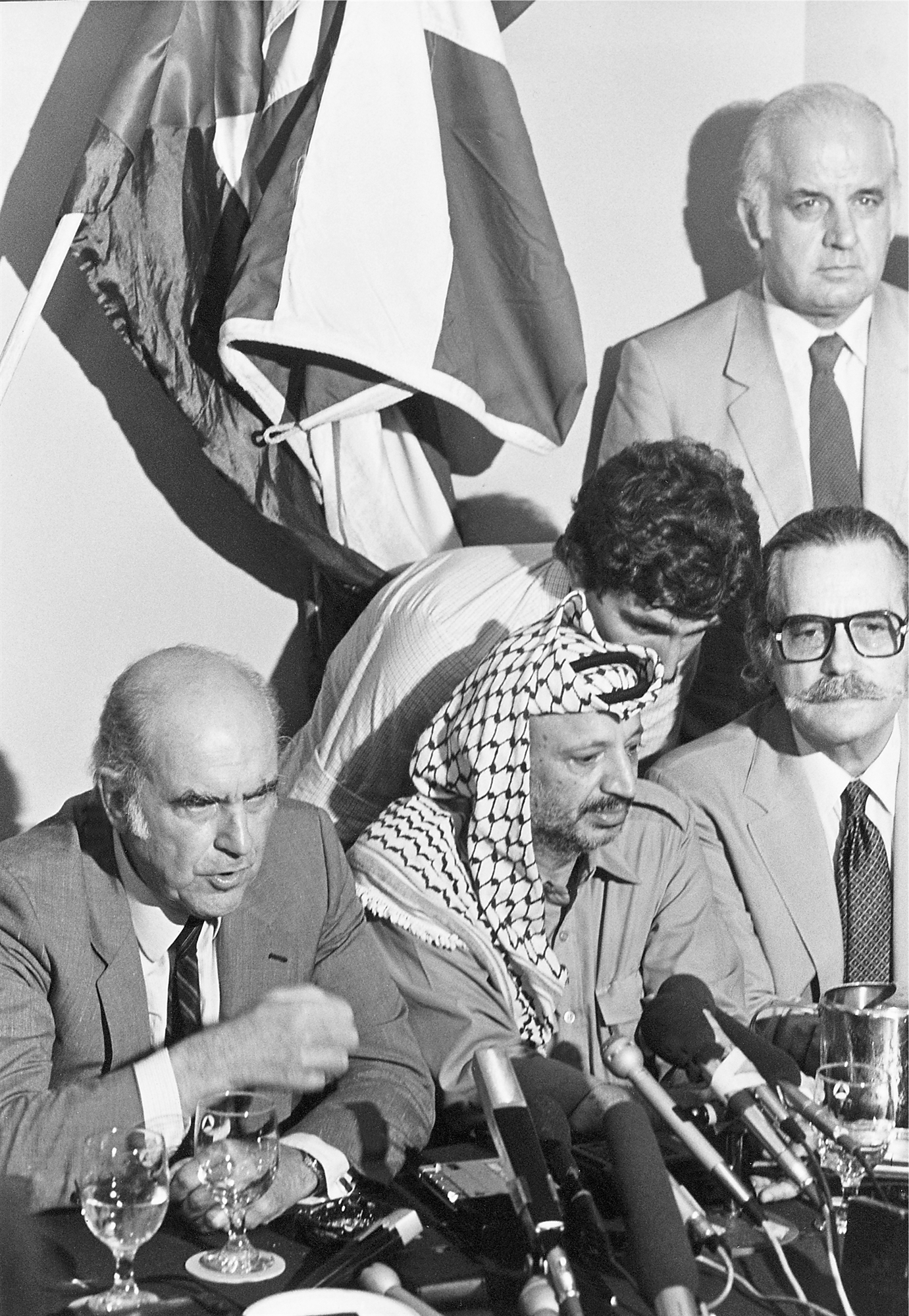 Η βία κορυφώνεται στον Λίβανο-2