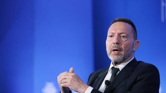 πού-επενδύουν-οι-ελληνες-563058592