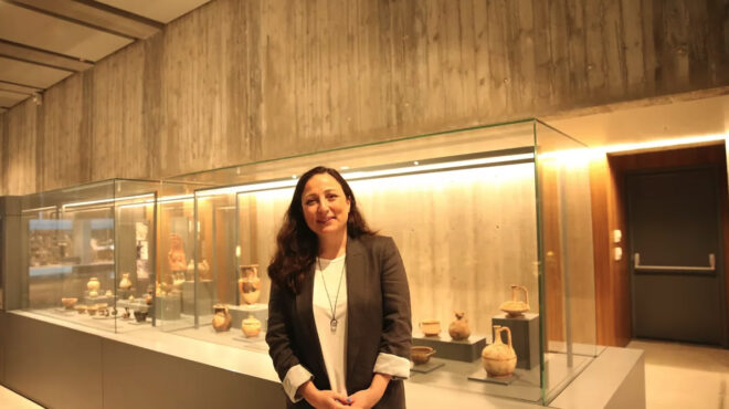 η-τουρκάλα-αξιωματούχος-ζεϊνέπ-μποζ-σ-563060497