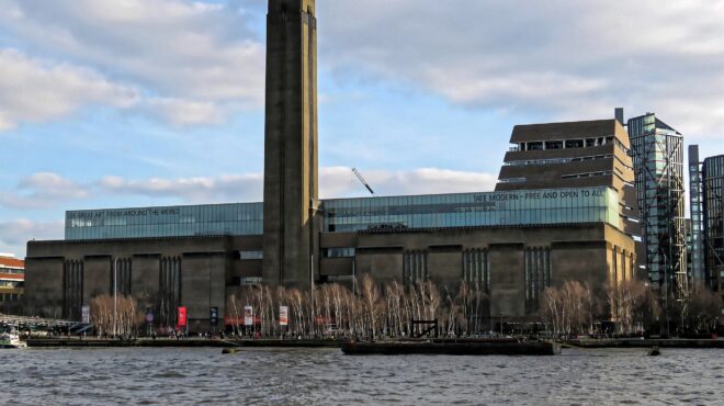 συμβιώνοντας-με-ένα-σπουδαίο-μουσείο-563080585