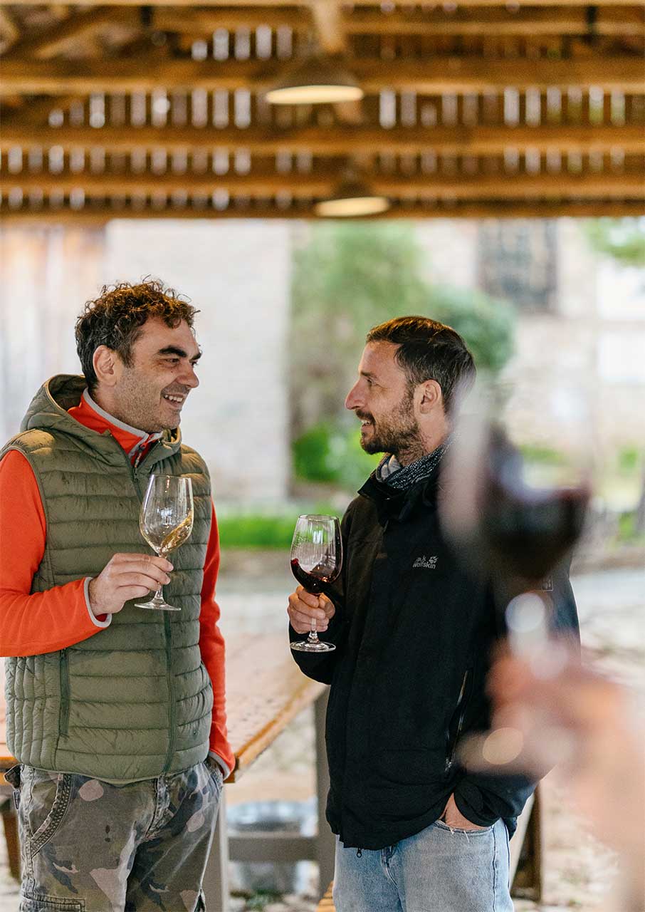 Δοκιμάζουμε τα διάσημα ποτά της Πάτρας-3