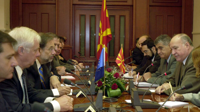 βόρεια-μακεδονία-απεβίωσε-ο-πρώτος-πρ-563085016