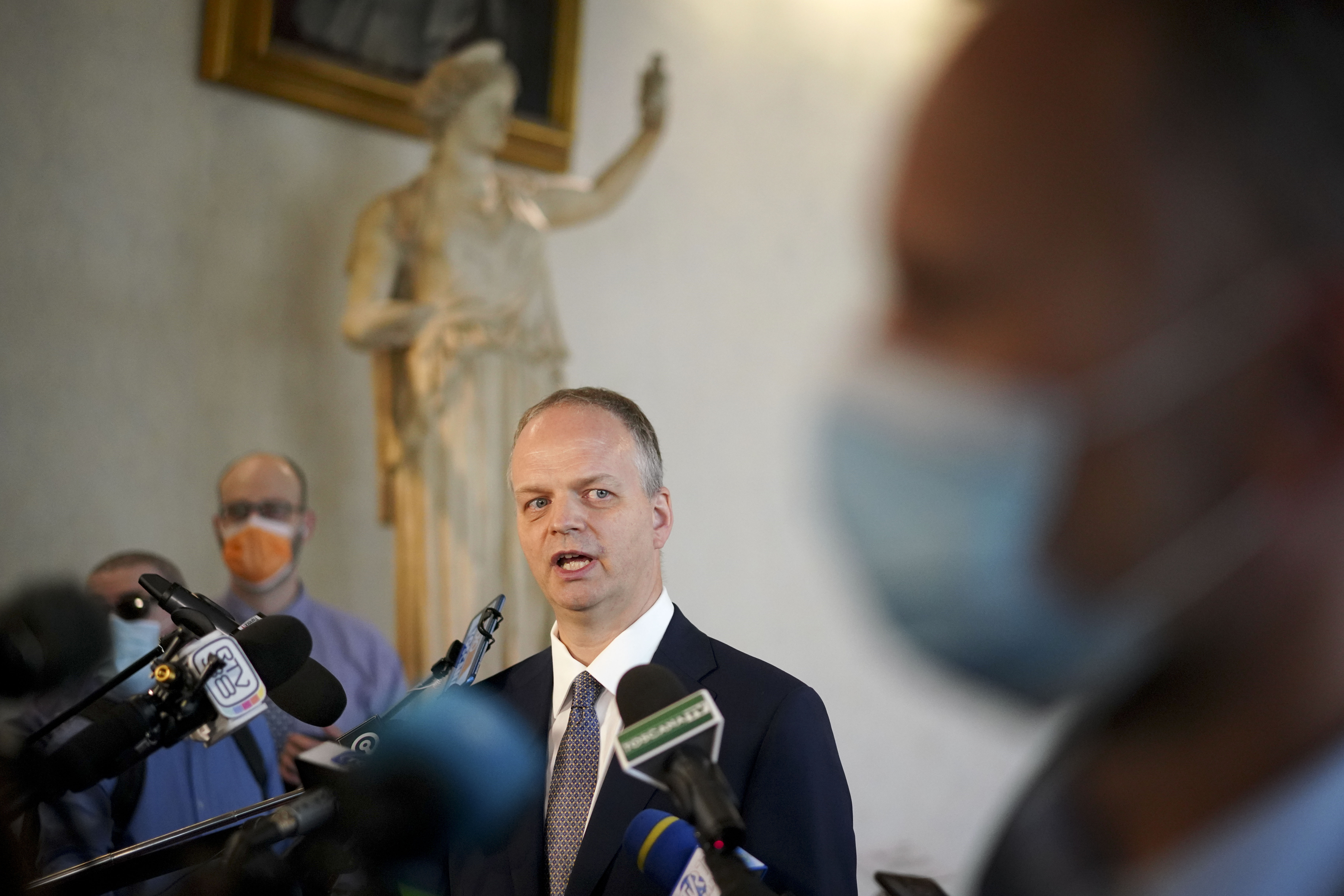 Γιατί η Μελόνι ποντάρει σε έναν Γερμανό ιστορικό τέχνης για δήμαρχο της Φλωρεντίας-3