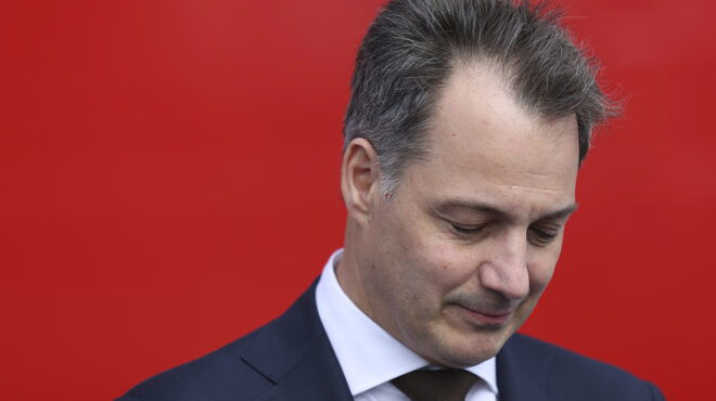 βέλγιο-παραιτείται-σήμερα-ο-πρωθυπου-563070808