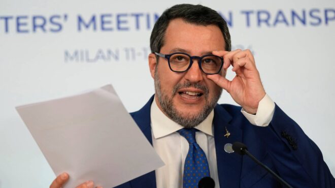 ματέο-σαλβίνι-ναι-στον-τραμπ-όχι-σ-563061352