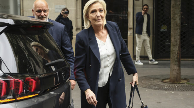 γαλλία-ετοιμη-για-μετεκλογική-συγκα-563083327