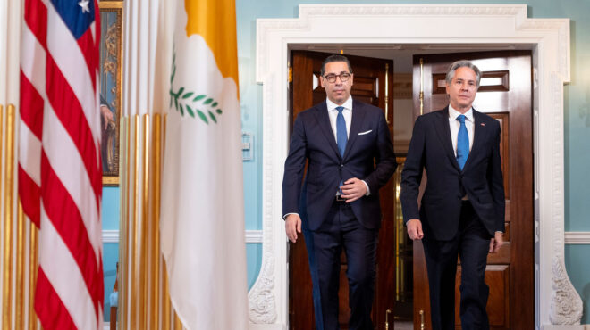 στρατηγικός-εταίρος-της-ουάσιγκτον-η-563084497