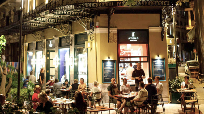 ateno-το-deli-εστιατόριο-της-αιόλου-με-την-ωραί-563088829