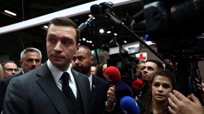 the-economist-οι-οικονομικοί-κίνδυνοι-που-αντιμε-563086624