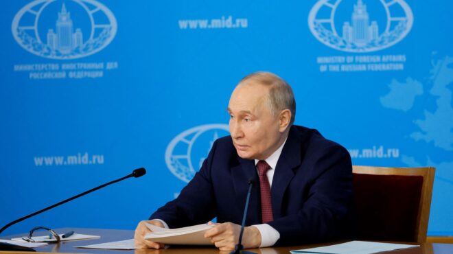 πούτιν-700-000-ρώσοι-στρατιώτες-πολεμούν-στ-563079883