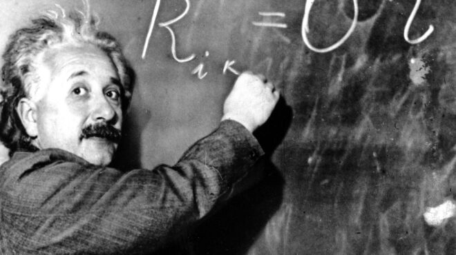 στο-σφυρί-η-επιστολή-αϊνστάιν-προς-ρ-563096065