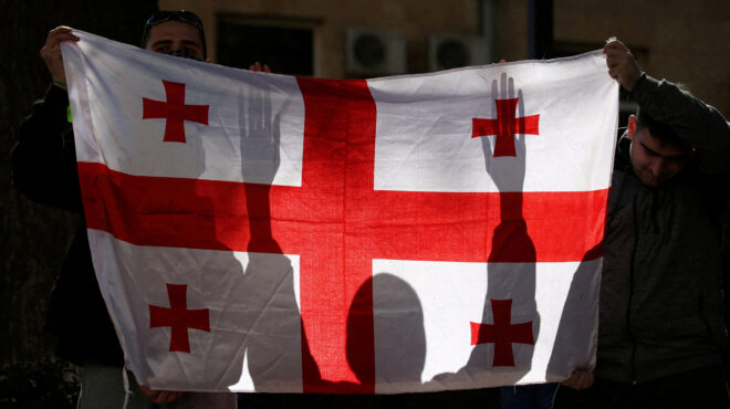 ε-ε-αναστέλλεται-προς-το-παρόν-η-ενταξ-563057305