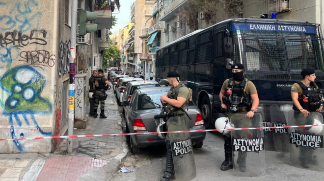 ελ-ασ-οκτώ-προσαγωγές-μετά-την-εκκένωσ-563061154