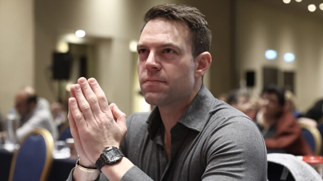 στέφανος-κασσελάκης-τραμπάλα-563061349