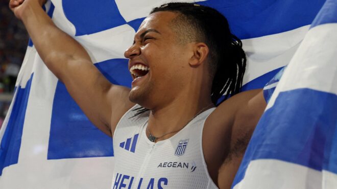 επί-κοντώ-ασημένιος-ο-καραλής-στη-ρώ-563076463