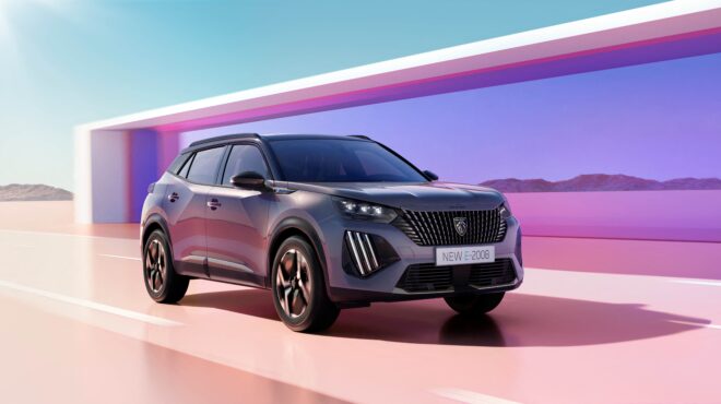 το-νέο-peugeot-2008-τώρα-και-hybrid-563071237