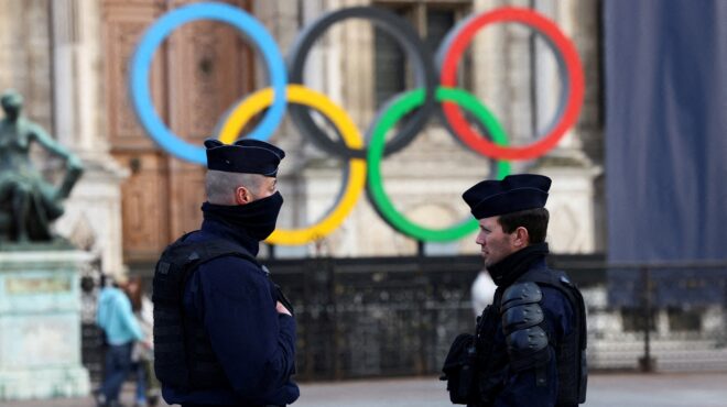 γαλλία-δίμηνος-καύσωνας-για-τις-αρχ-563070883