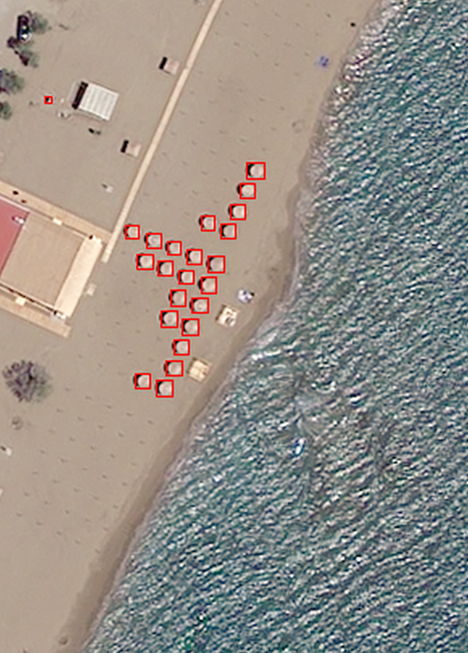 Εντοπίζουν παρανομίες στις παραλίες από το Διάστημα-1