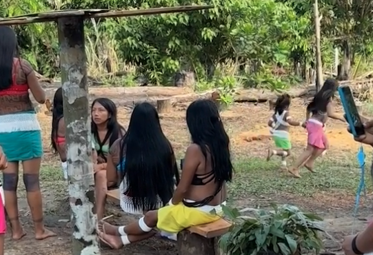 τι-έγινε-όταν-μια-φυλή-του-αμαζονίου-συ-563061697