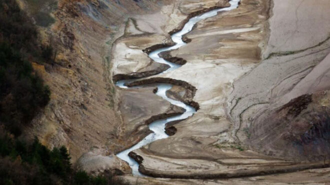 ζητήματα-επάρκειας-νερού-για-το-ένα-πέ-563055862