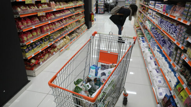 τριπλό-χτύπημα-κατά-της-ακρίβειας-563103166