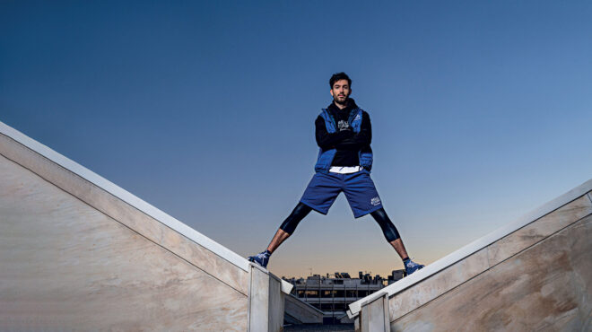 stin-pisina-me-tis-pagkosmies-protathlitries-toy-polo-563085100