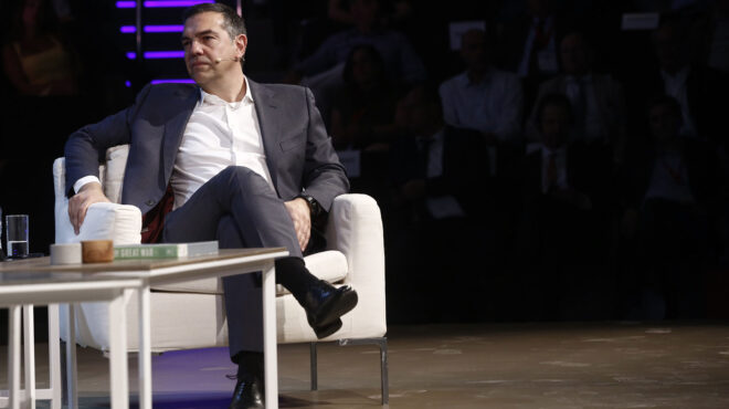 αλέξης-τσίπρας-σαν-πρελούδιο-επιστρο-563093335