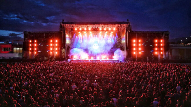 δύο-24ωρα-στην-τροχιά-των-coldplay-563061232