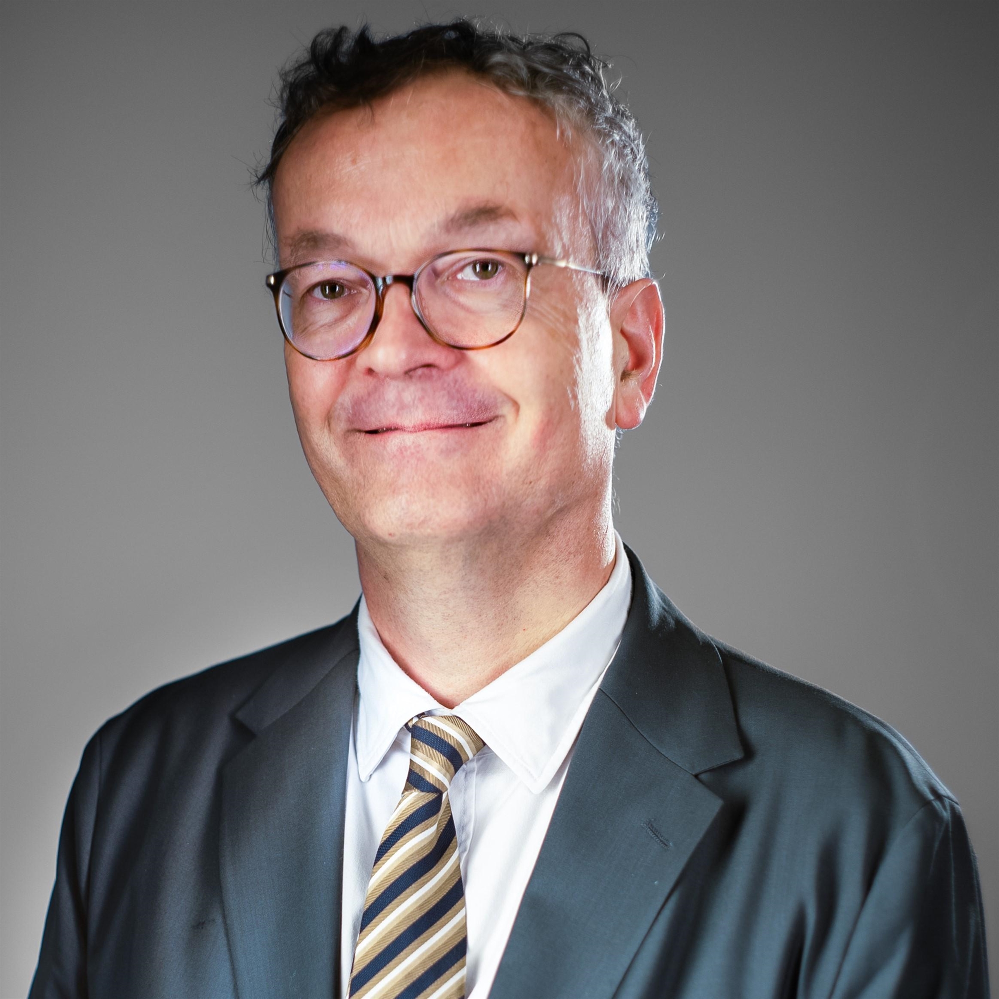 Τζέρομιν Ζετελμάγερ: Να μη μιμηθούμε την Αμερική απέναντι στην Κίνα-1