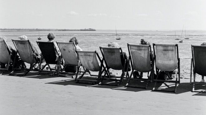 η-ιστορία-της-ξαπλώστρας-από-τον-19ο-αιώ-563090992