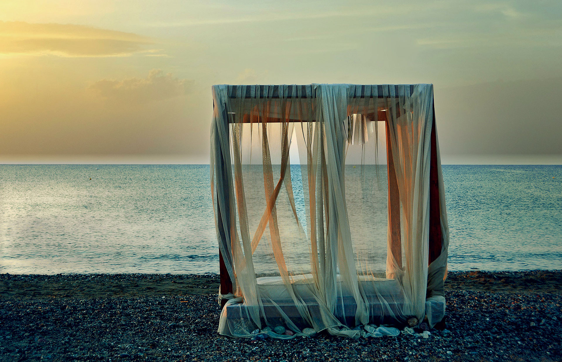 Η ιστορία της ξαπλώστρας, από τον 19ο αιώνα μέχρι σήμερα-5