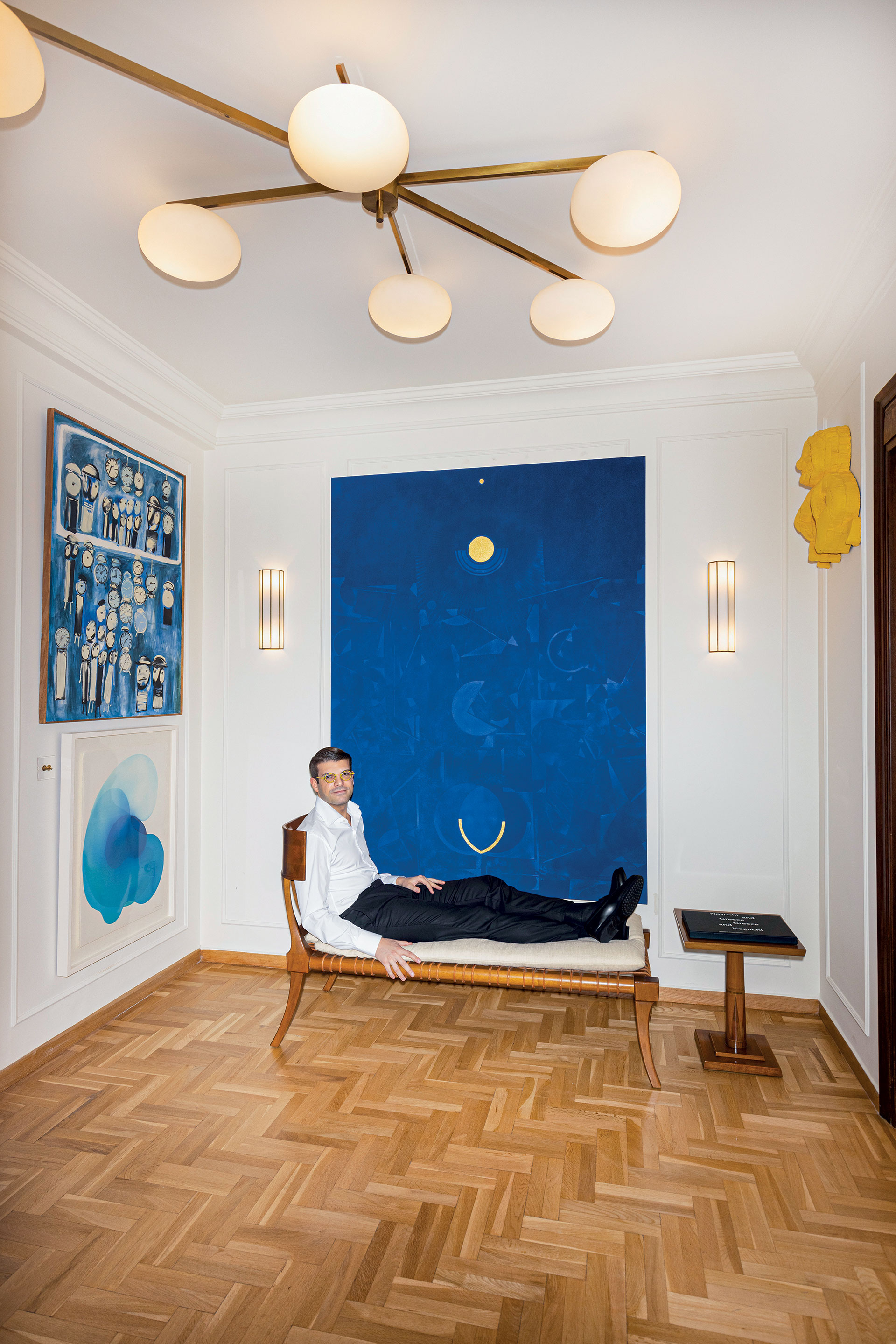 Ενα εντυπωσιακό ρετιρέ γεμάτο τέχνη στο Κολωνάκι-1