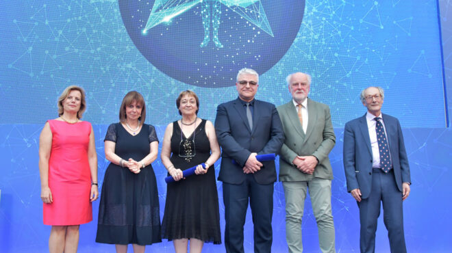 σε-δύο-επιφανείς-επιστήμονες-το-φετιν-563097817