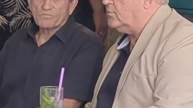 δάκρυ-και-ρούμι-563075866