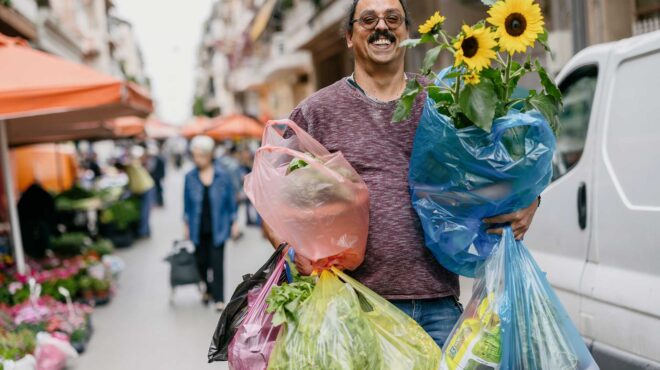 από-τη-μύκονο-στους-αμπελόκηπους-ο-χρό-563071591
