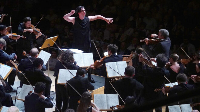 χέβι-μέταλ-μπρούκνερ-από-τον-κουρεντζ-563056411