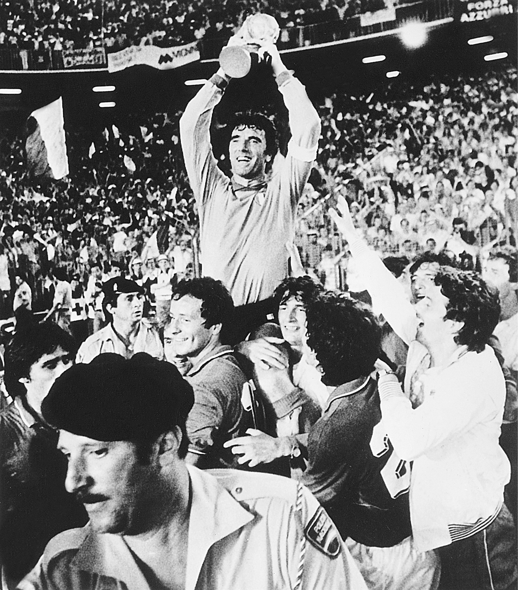 Η ήττα της ποδοσφαιρικής αθωότητας-2