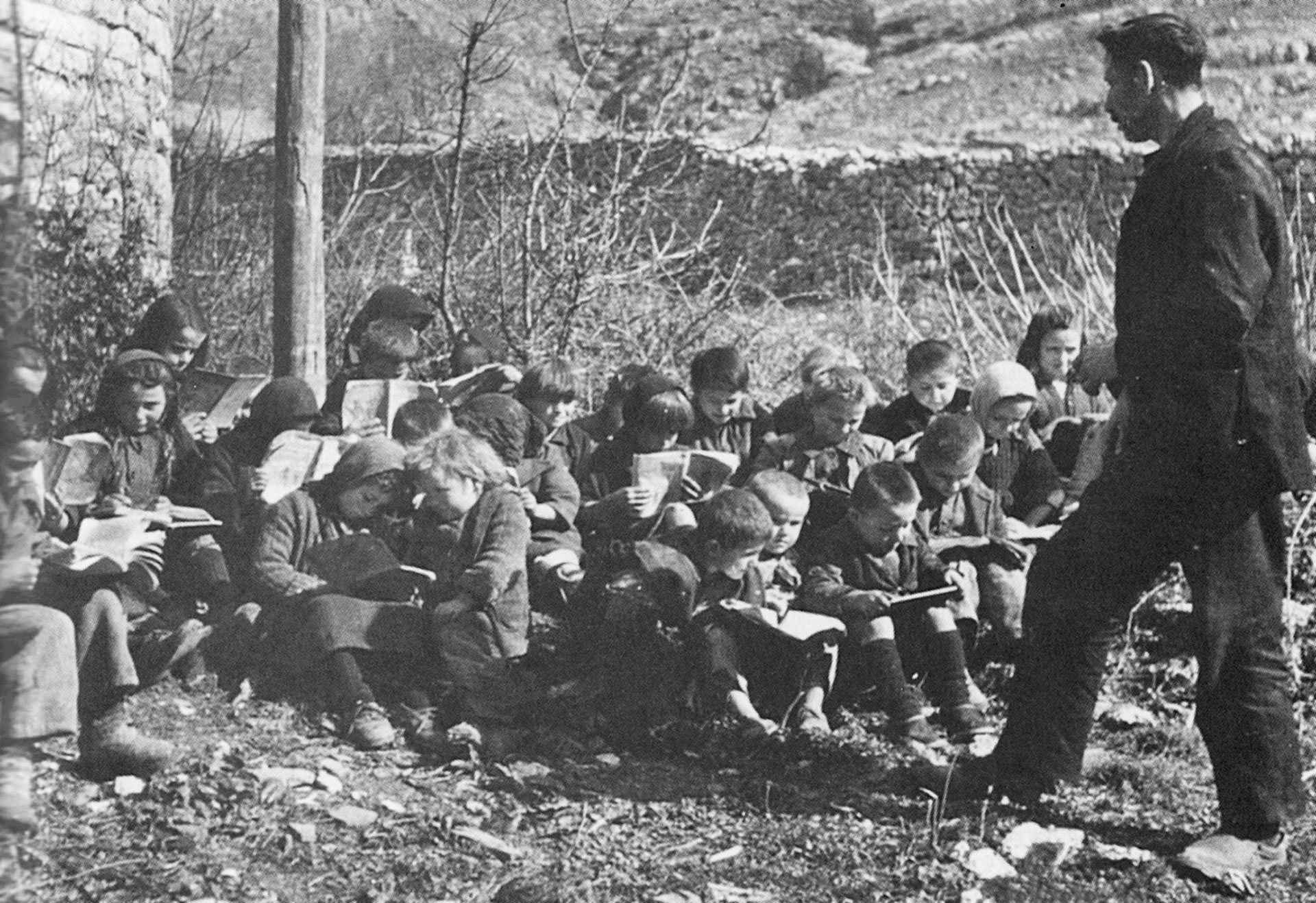 Η μοιραία νάρκη, ο θάνατος του παπα-Τάκη, τα μαθήματα, η φυγή των χωριανών. Μέρες εμφυλίου-1