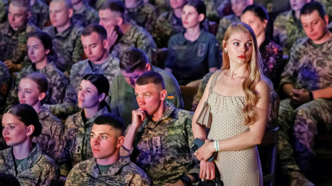 h-ε-ε-συζητάει-με-ουκρανία-και-μολδαβία-563092828