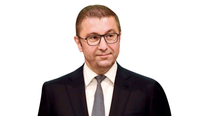 εντός-και-εκτός-οι-χίμαιρες-της-ηγεσία-563095876