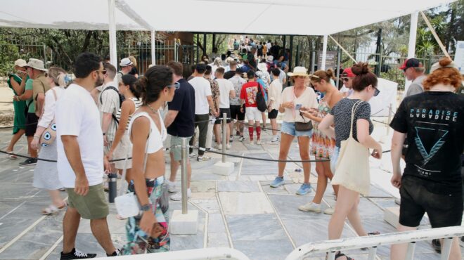 ταμείο-ασφάλισης-για-χρεοκοπίες-tour-operators-ζη-563060695