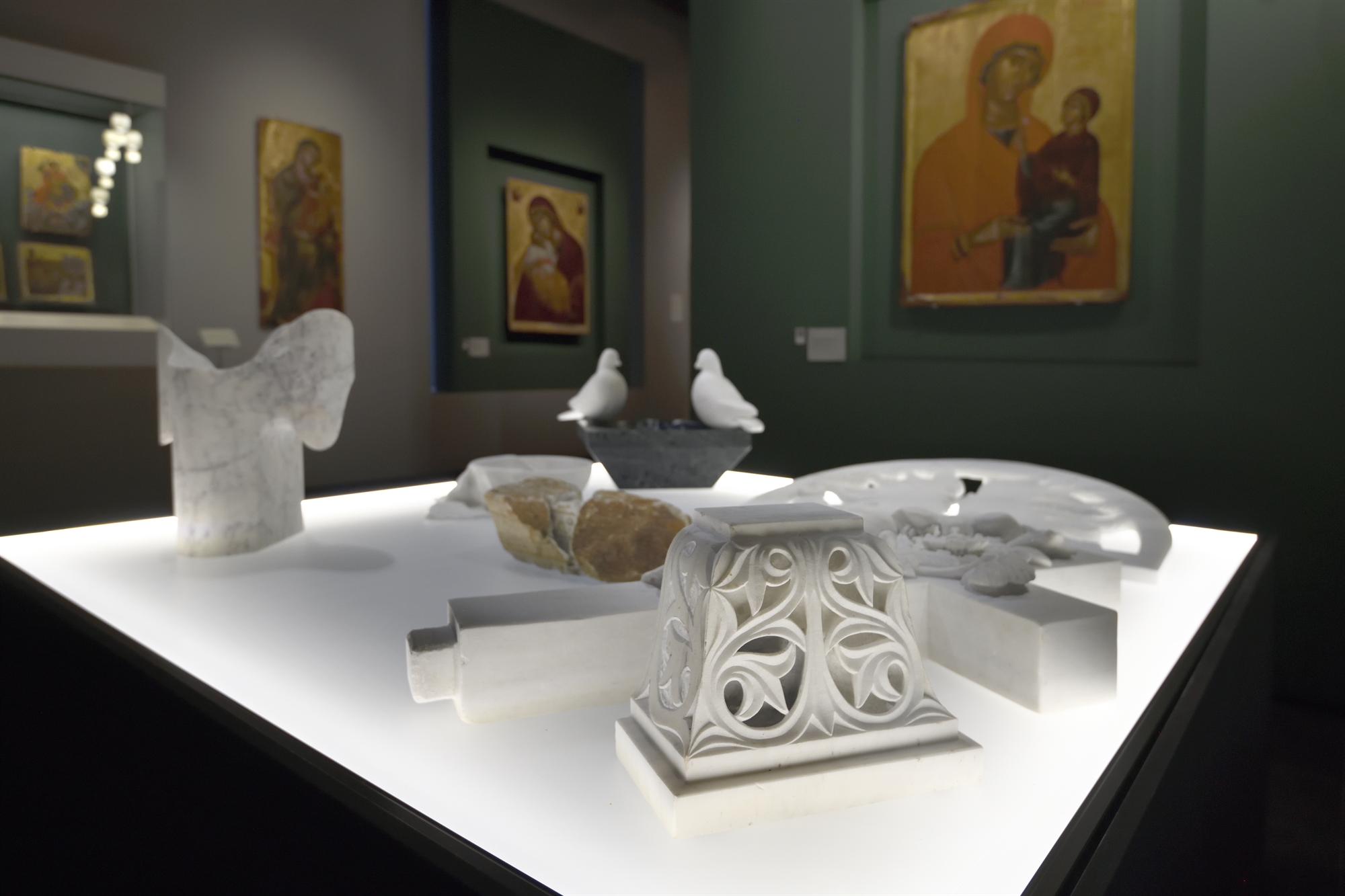 Εργα από μάρμαρο που ρέει-1