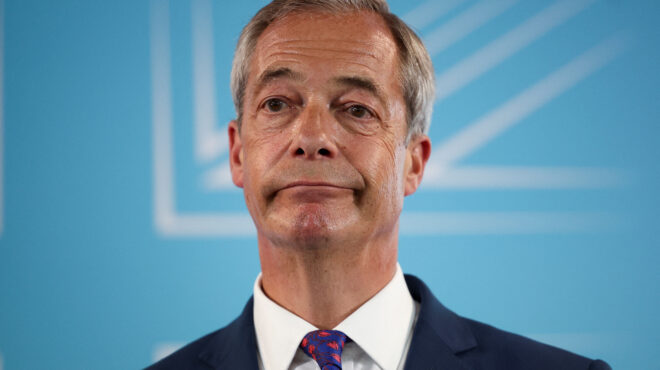 φάρατζ-οταν-υποψήφιοί-μας-εξυμνούν-τ-563084731